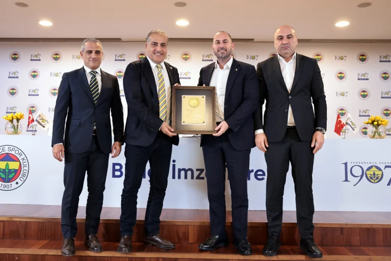 1907-travel-resmen-fenerbahce-spor-kulubu-ne-devredildi-1765894530-984_large