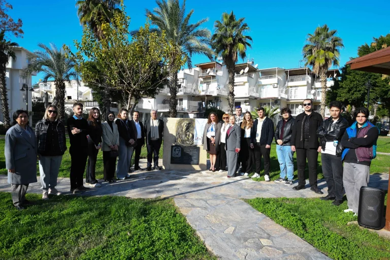 akdeniz-universitesi-nden-muratpasa-dostluk-parklari-na-ziyaret-1765622313-134_large