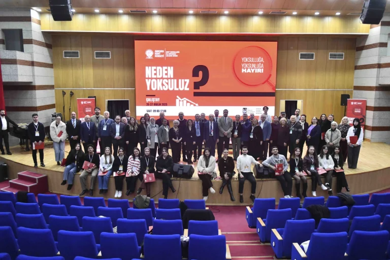 ankara-da-yoksulluk-ve-yoksunluk-calistayi-duzenlendi-1767015323-593_large