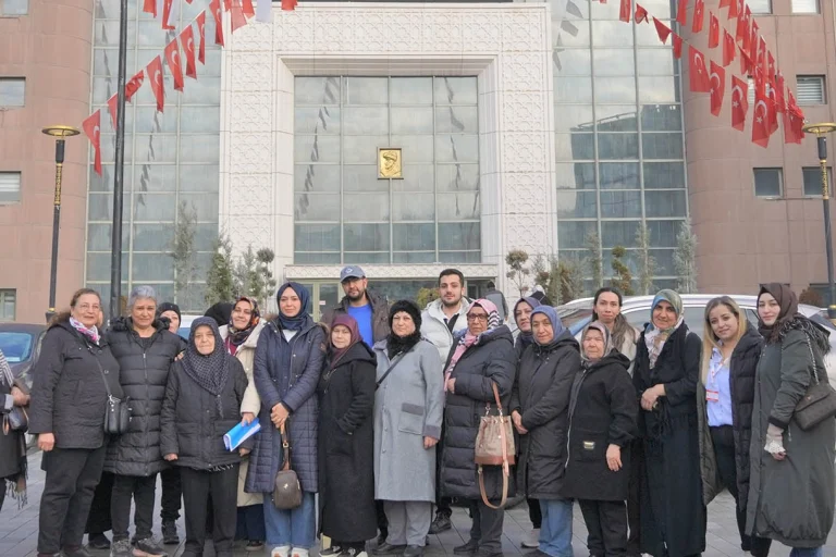 ankara-kecioren-de-sehit-ailelerine-vefa-ornegi-1766738100-324_large
