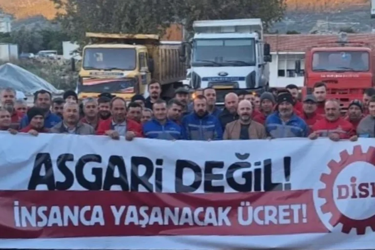 antalya-kumluca-asgari-icin-ses-yukseltti-1766233298-746_large