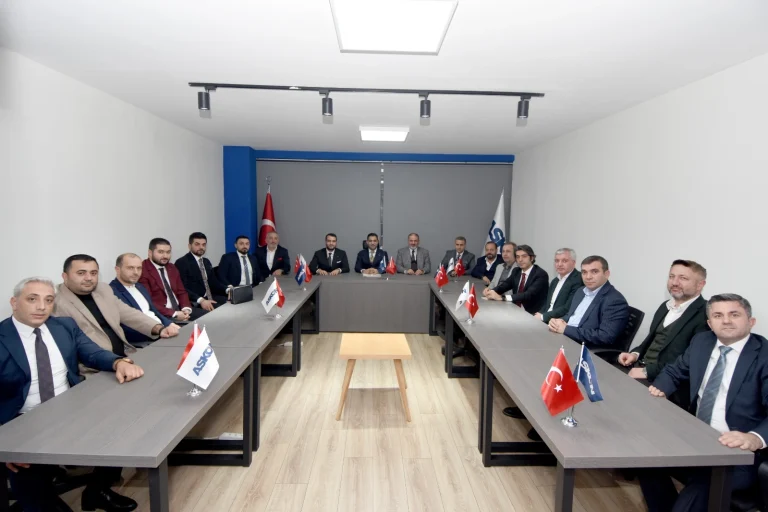 askon-erzurum-subesi-yeni-yonetimini-belirledi-1765957370-521_large