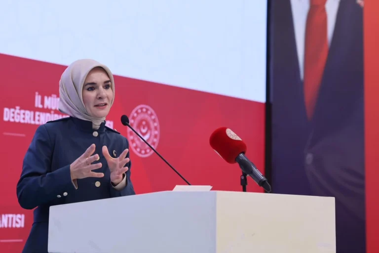 bakan-goktas-tan-il-mudurlerine-cagri-saha-yonetimini-bizzat-sahiplenin-1766894889-658_large