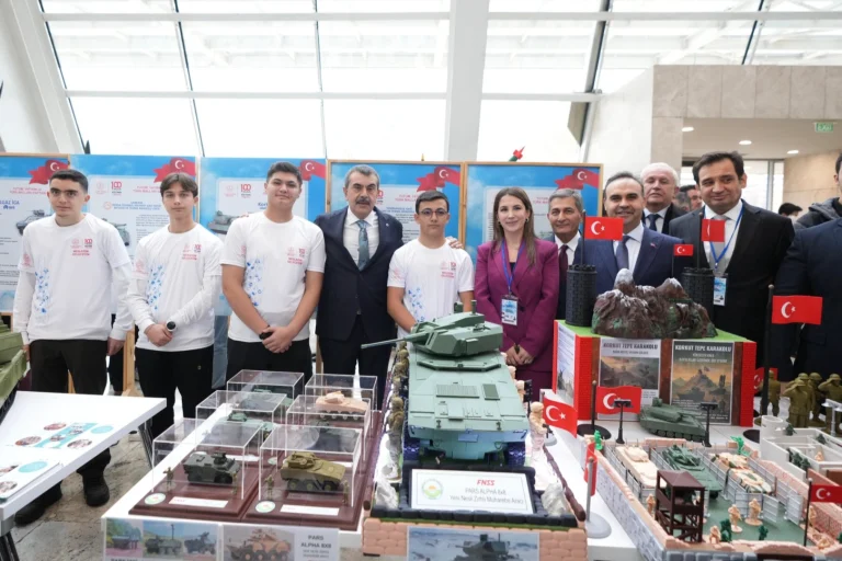 bakanlardan-okullarda-yerli-deger-vurgusu-1765899658-265_large