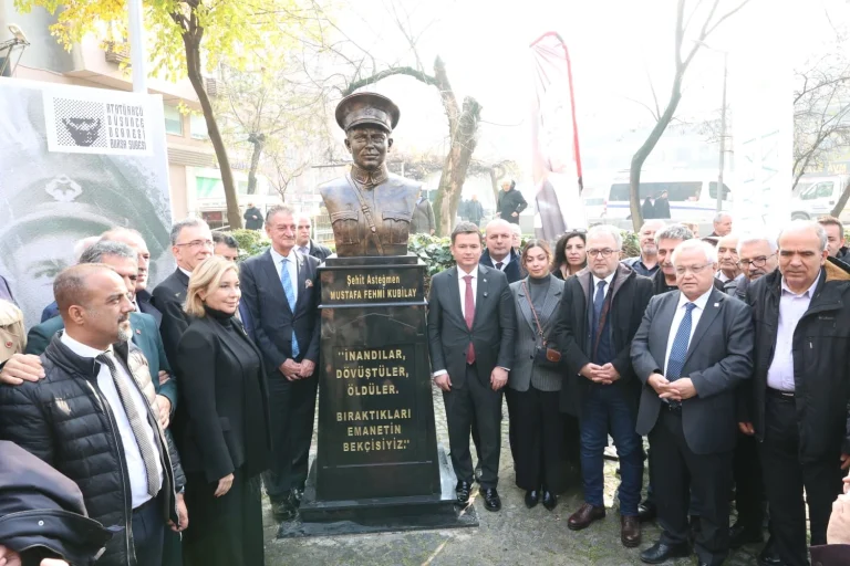 bursa-osmangazi-de-sehit-kubilay-aniti-acildi-1766413606-674_large