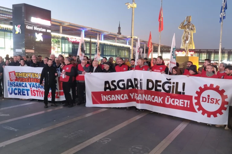 disk-asgari-ucret-aclik-sinirinin-altinda-isciler-insanca-yasamak-istiyor-1765985666-145_large