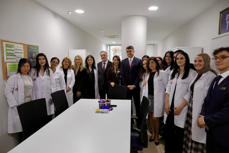 istanbul-atasehir-de-yeni-istihdam-ve-hizmet-kompleksi-acildi-1766661681-711_large