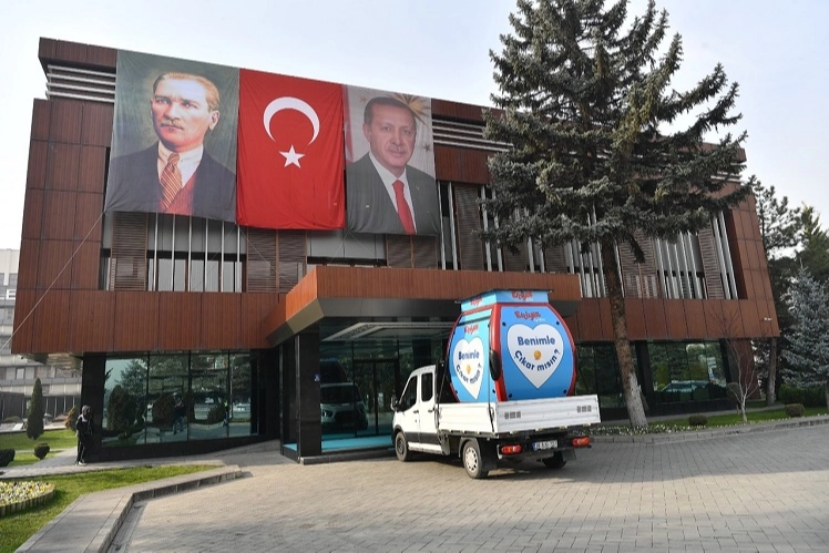 kayseri-buyuksehir-den-erciyes-icin-orijinal-calisma-1766343172-100_large