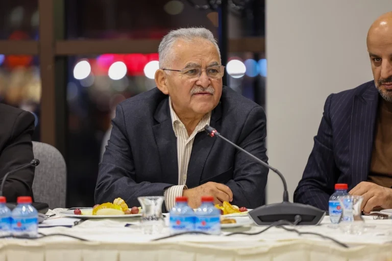 kayseri-buyuksehir-in-kombi-destegi-suruyor-1766636002-800_large