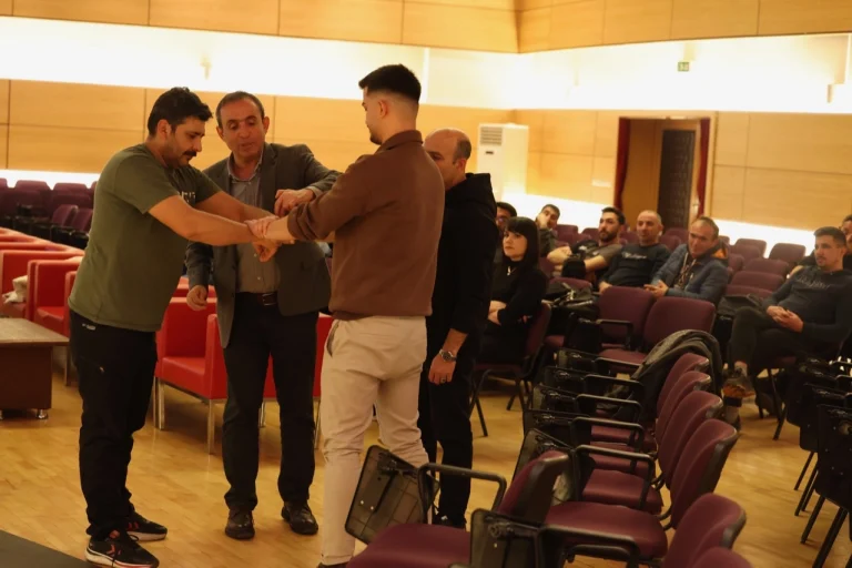 kayseri-buyuksehir-personeline-ilk-yardim-egitimi-1766291722-276_large