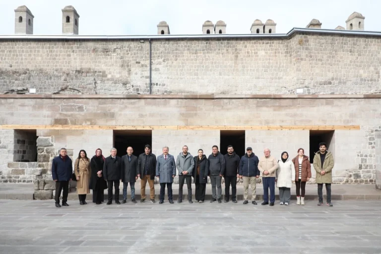 kayseri-melikgazi-de-gon-han-kullerinden-dogdu-1765690615-670_large