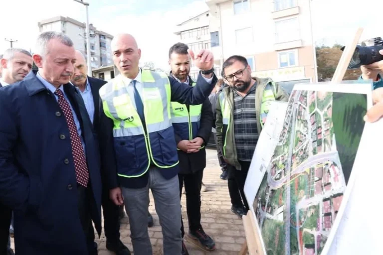 kocaeli-de-baskan-buyukakin-eskihisar-kavsagi-nda-son-durumu-inceledi-1765701715-767_large