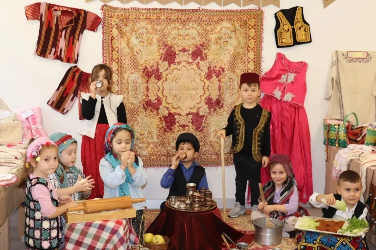 kocaeli-de-cinar-cocuk-evleri-nde-kultur-mozaigi-1765974346-710_large