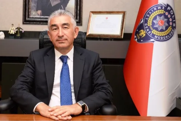 kocaeli-de-sendika-yoneticilerine-yonelik-saldiri-engellendi-faruk-karaduman-kocaeli-ye-huzur-getirdi-1767081721-171_large