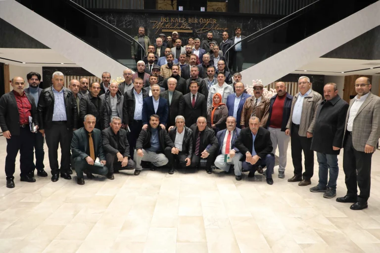 konya-karatay-da-63-mahalleye-ortak-yol-haritasi-1766755263-439_large