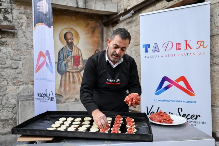 mersin-buyuksehir-tarsus-gastronomisini-gelecege-tasiyor-1766393242-644_large