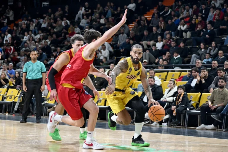 mersin-spor-kulubu-avrupa-da-play-in-avantajini-kapti-1766056650-949_large