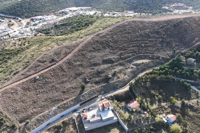 mugla-da-91-mezarlik-yenileniyor-1766667076-640_large