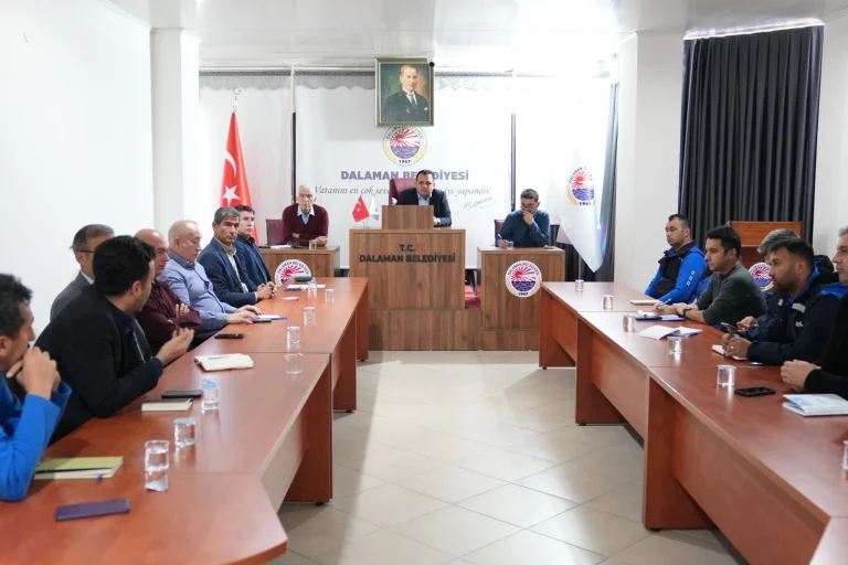 mugla-dalaman-da-dogalgaz-calismalari-toplantisi-yapildi-1767013238-388_large