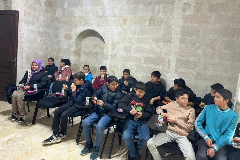 nevsehir-belediyesi-nden-koy-ogrencilerine-anlamli-destek-1765600979-625_large