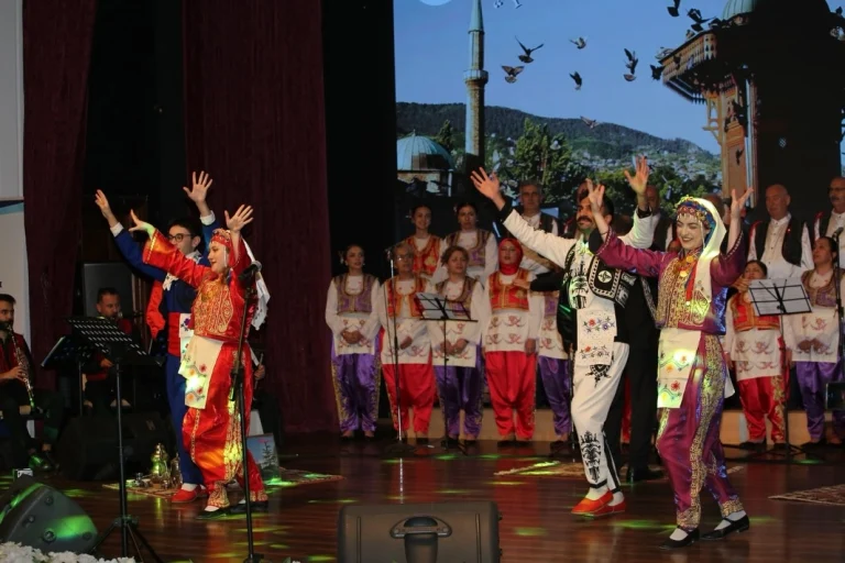 pendik-te-rumeli-turkuleriyle-sezona-merhaba-1765962263-346_large