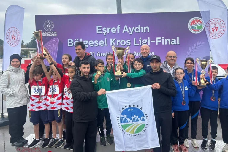 sakarya-buyuksehir-atletleri-rekor-kiriyor-1766571218-74_large