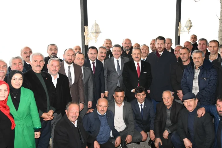 trabzon-buyuksehir-den-vakfikebir-e-icme-suyu-ve-yol-yatirimi-1765893107-322_large