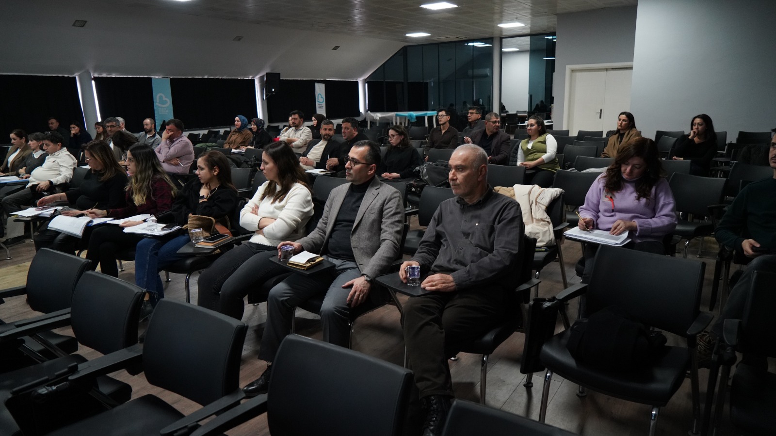 buyuksehir_ilce_belediyeleriyle_istisare_toplantisinda_bulustu_2