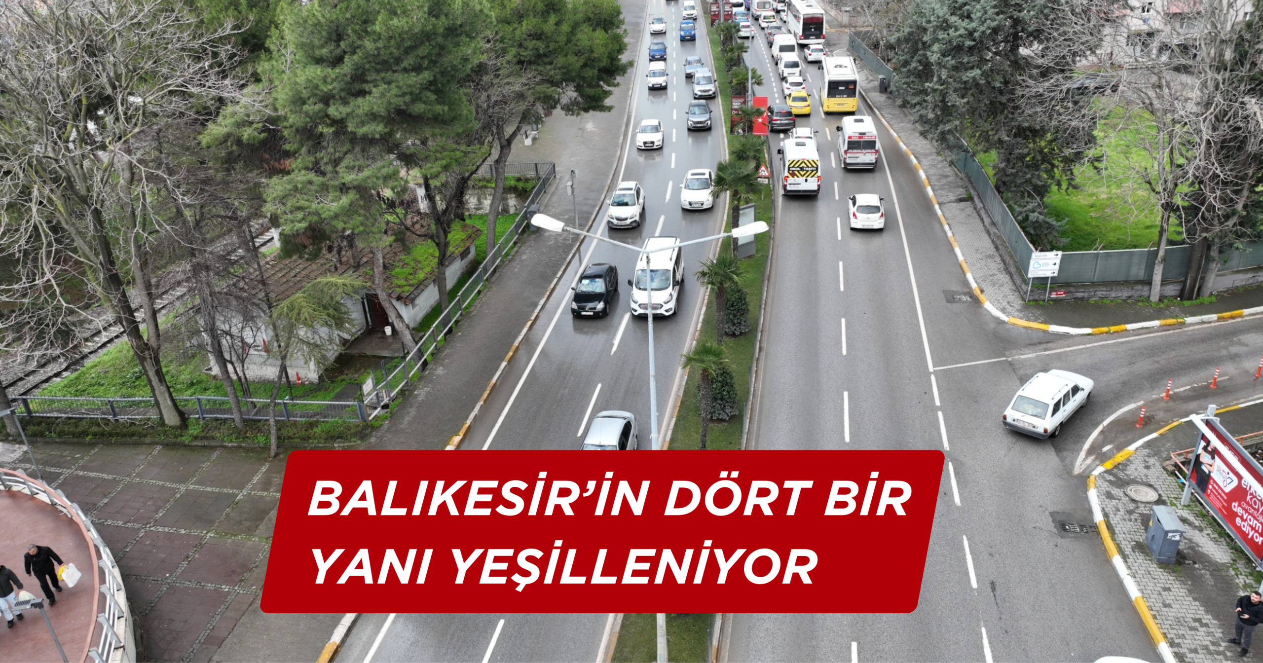 Geri geri gelen kamyonun altında jaldı