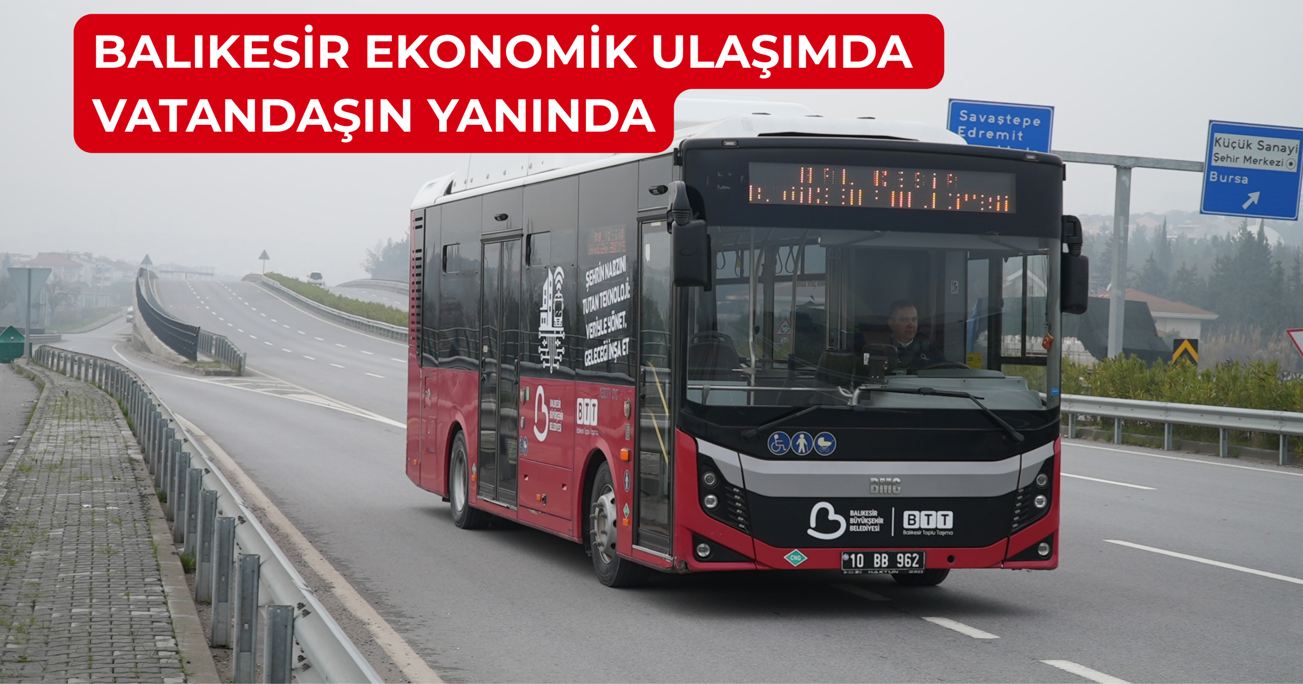 Geri geri gelen kamyonun altında jaldı