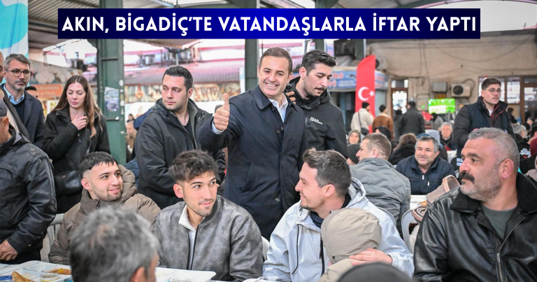 Geri geri gelen kamyonun altında jaldı