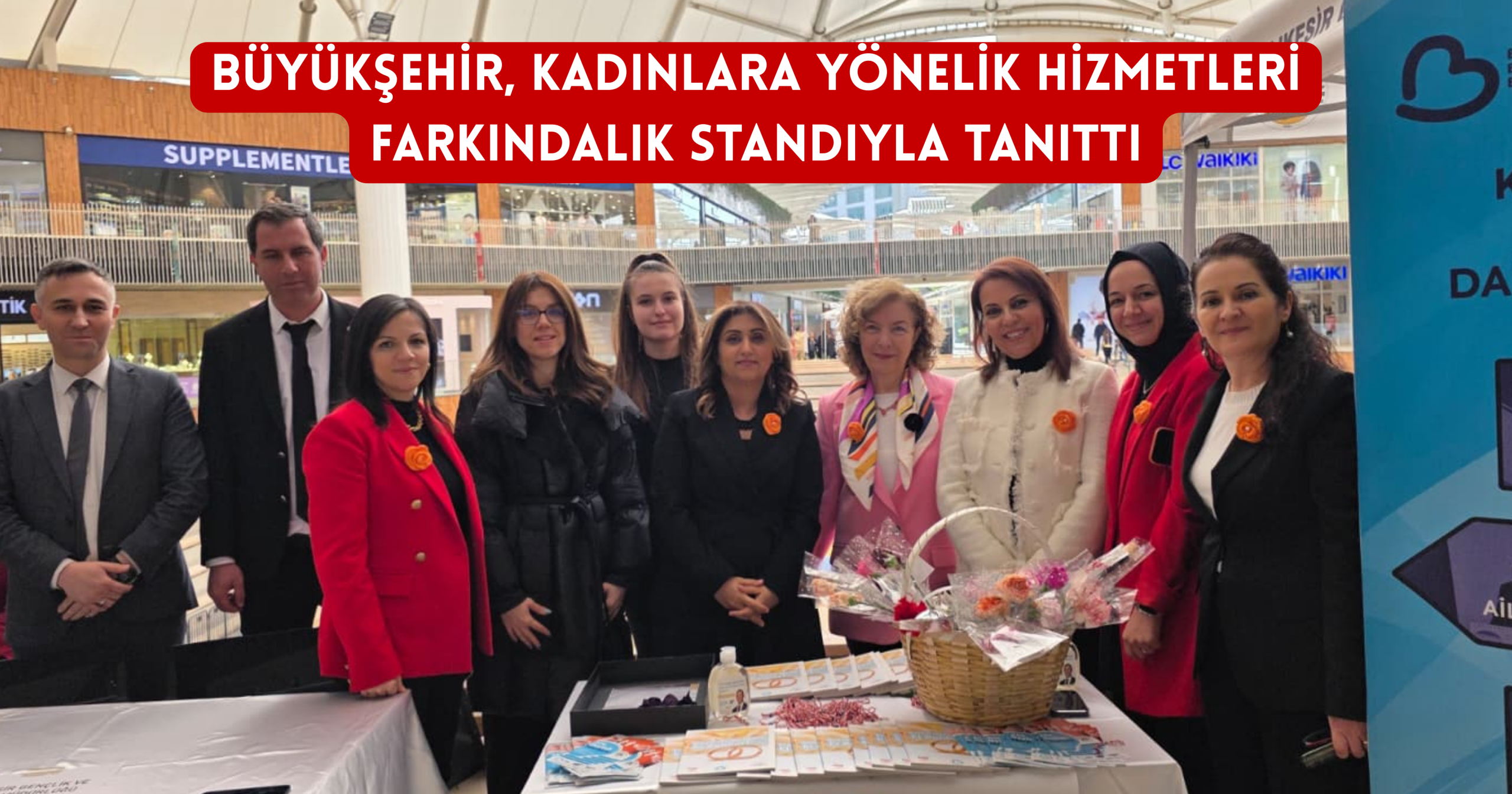 Geri geri gelen kamyonun altında jaldı