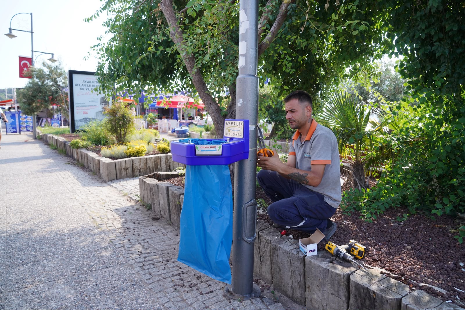 AYVALIK’TA YENİ NESİL ŞEFFAF ÇÖP POTASI DÖNEMİ (1)